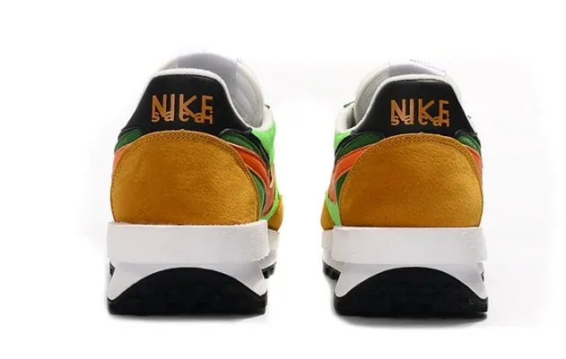 Baskets Nike LD Waffle X Sacai Femme