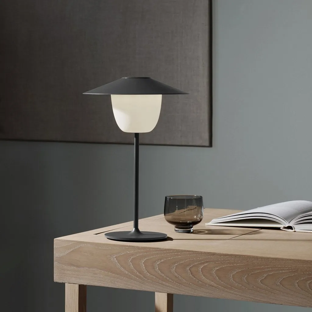 Lampe de table sans fil ANI 33 cm, LED, gris foncé, Blomus ✔ 131,58 € ⭕ Kulina