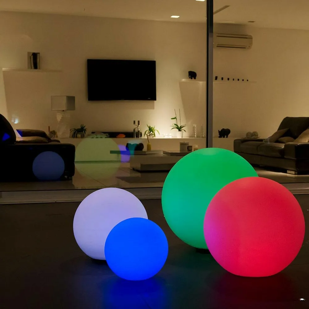 Lot de 2 boules lumineuses sans fil led bobby blanc polyéthylène d30cm